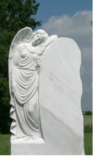 Grabstein mit Engel aus Marmor